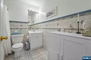 503 Prospect St, Hasbrouck Heights, NJ 07604 - Photo 25