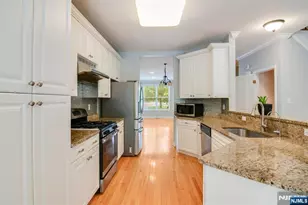 1503 Whitney Ln, Allendale, NJ 07401 - Photo 7