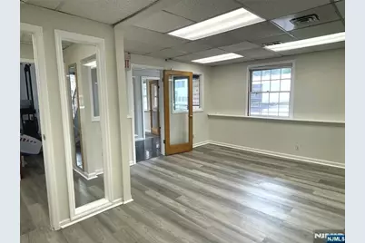 961 Teaneck Road, Teaneck Township, NJ 07666 - Photo 5