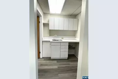 961 Teaneck Road, Teaneck Township, NJ 07666 - Photo 15