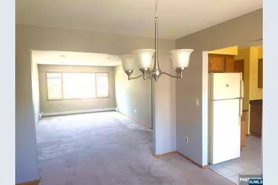 33 Kossuth Street 1 #1, Wallington, NJ 07057 - Photo 5