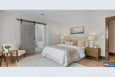 206 Lakeview Avenue, Leonia, NJ 07605 - Photo 17