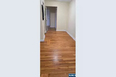 2333 Hudson Terrace E2 #E2, Fort Lee, NJ 07024 - Photo 3