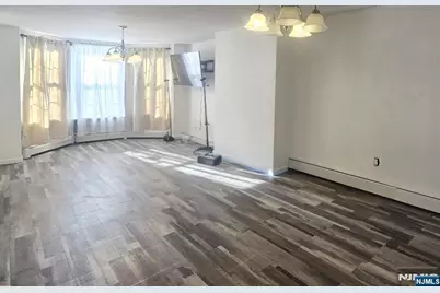 176 Arlington Avenue 1 #1, Jersey City, NJ 07305 - Photo 17