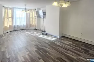 176 Arlington Ave 1, Jersey City, NJ 07305 - Photo 17