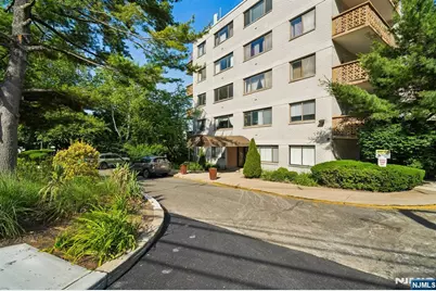 1375 River Road 1A #1A, Edgewater, NJ 07020 - Photo 1
