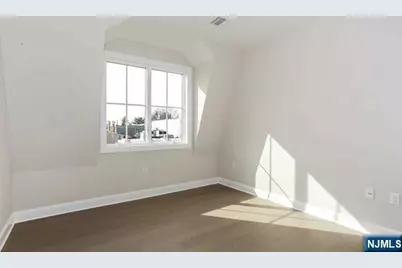 555 10th Street 102 #102, Palisades Park, NJ 07650 - Photo 9