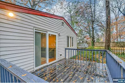 425 Beatrice Street, Teaneck Township, NJ 07666 - Photo 23