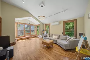 76 Hillside Ave, Tenafly, NJ 07670 - Photo 19