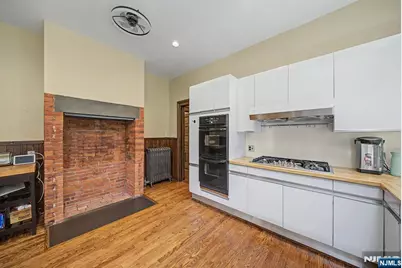 76 Hillside Avenue, Tenafly, NJ 07670 - Photo 17