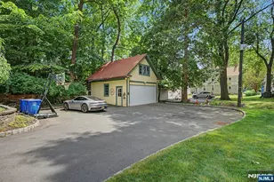 76 Hillside Ave, Tenafly, NJ 07670 - Photo 41