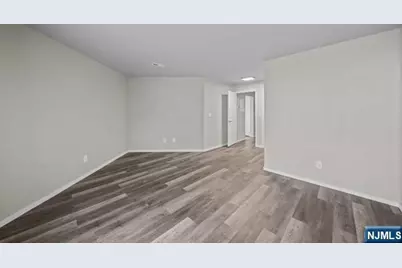 1433 Teresa Drive, Fort Lee, NJ 07024 - Photo 9