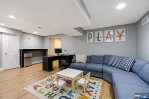 361 Walthery Ave, Ridgewood, NJ 07450 - Photo 23