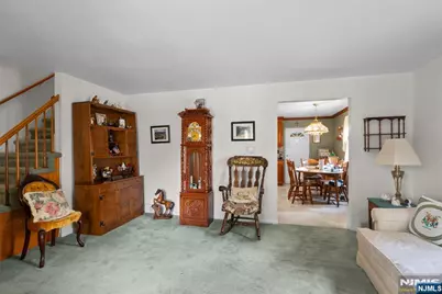 262 Linden Place, New Milford, NJ 07646 - Photo 13