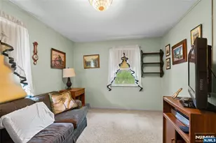 262 Linden Pl, New Milford, NJ 07646 - Photo 17