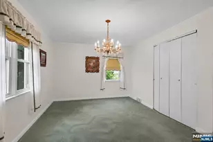 262 Linden Pl, New Milford, NJ 07646 - Photo 15