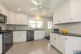 18 Sweetwood Dr, Cedar Grove, NJ 07009 - Photo 7