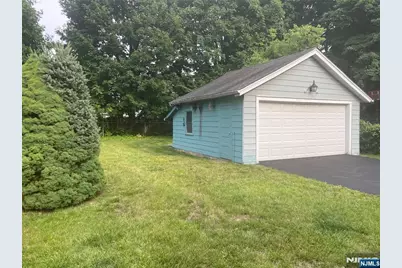 381 Beech Street, Teaneck Township, NJ 07666 - Photo 23