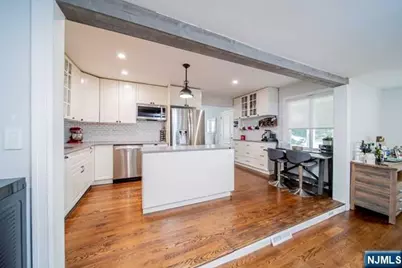 66 Short Place, Cresskill, NJ 07626 - Photo 5