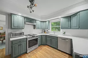 10 Marcotte Ln, Tenafly, NJ 07670 - Photo 13