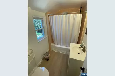 772 Stelton Street, Teaneck Township, NJ 07666 - Photo 9