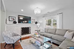 95 Edison St, Wyckoff Township, NJ 07481 - Photo 5