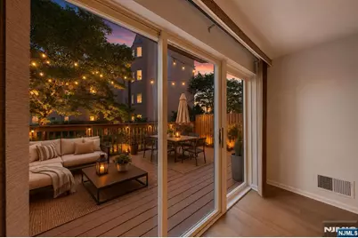 303B Nelson Court, Edgewater, NJ 07020 - Photo 9