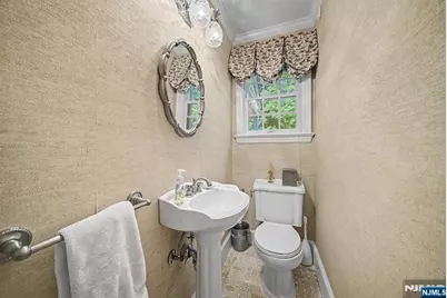 9 Woodland Park Drive, Tenafly, NJ 07670 - Photo 17
