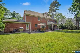 9 Woodland Park Dr, Tenafly, NJ 07670 - Photo 41