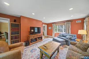 9 Woodland Park Dr, Tenafly, NJ 07670 - Photo 7