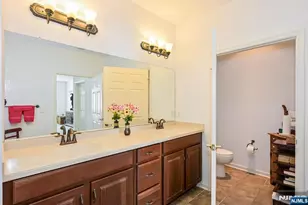 1305 Gatherings Dr, Haledon, NJ 07508 - Photo 19