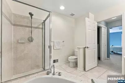425 Manchester Drive, Nutley, NJ 07110 - Photo 23