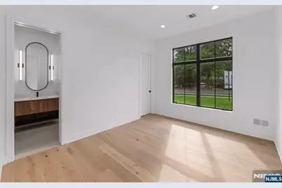 1 Feldman Court, Paramus, NJ 07652 - Photo 13