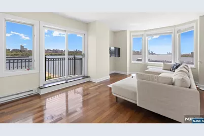 6415 City Place 6415 #6415, Edgewater, NJ 07020 - Photo 9