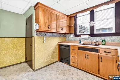 9 Long Avenue, Mahwah, NJ 07430 - Photo 19