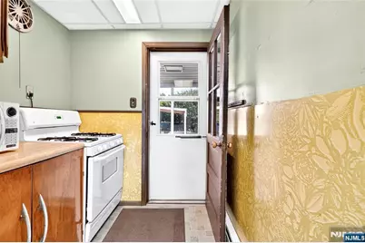 9 Long Avenue, Mahwah, NJ 07430 - Photo 21