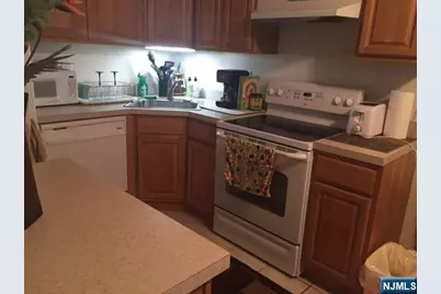 77 Liberty Street 33 #33, Little Ferry, NJ 07643 - Photo 5