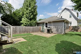21 Haring St, Bergenfield, NJ 07621 - Photo 35