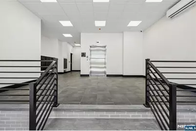 448 -452 Orange Avenue 203 #203, Newark, NJ 07103 - Photo 1
