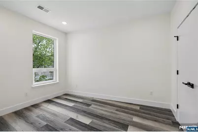 448 -452 Orange Avenue 203 #203, Newark, NJ 07103 - Photo 3