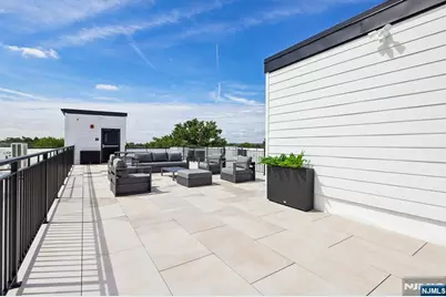 448 - 452 Orange Avenue 402 #402, Newark, NJ 07103 - Photo 9