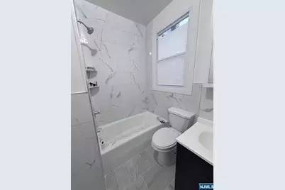 329 Broad Avenue 2Fl #2FL, Leonia, NJ 07605 - Photo 5