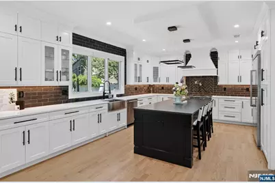 457 Lincoln Drive, Paramus, NJ 07652 - Photo 15