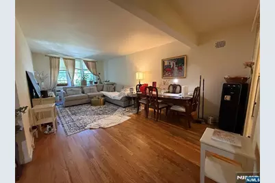 2160 Center Avenue 5M #5M, Fort Lee, NJ 07024 - Photo 3