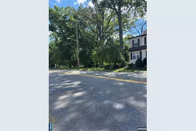 382 Riverside Avenue, Rutherford, NJ 07070 - Photo 5