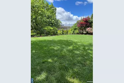382 Riverside Avenue, Rutherford, NJ 07070 - Photo 7