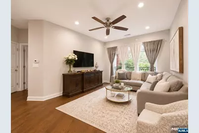 1123 Riverview Avenue 123 #123, Englewood, NJ 07631 - Photo 3