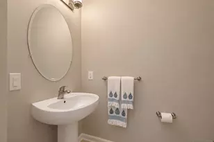 1123 Riverview Ave 123, Englewood, NJ 07631 - Photo 11