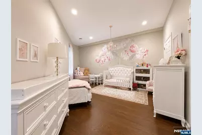 1123 Riverview Avenue 123 #123, Englewood, NJ 07631 - Photo 13