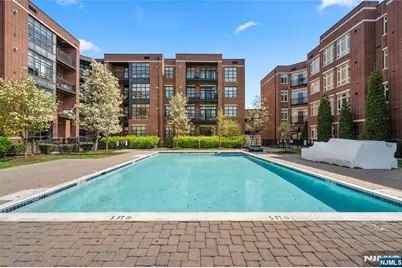 1123 Riverview Avenue 123 #123, Englewood, NJ 07631 - Photo 33